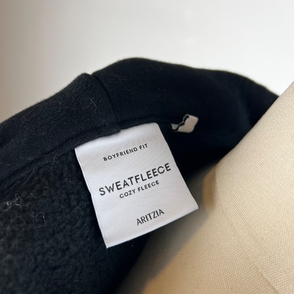 Aritzia Sweatfleece Boyfriend Fit Zip Hoodie - Picture 4 of 5
